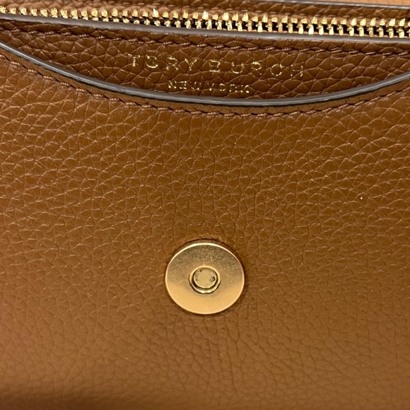 Tory Burch Brown Crossbody Bag, comes with the dust bag ! Excellent condition ❤️ - Picture 10 of 16